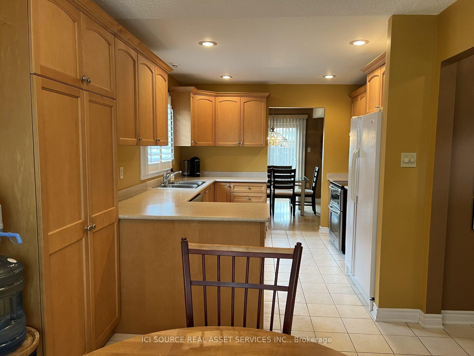 Photo 6 of 83 Boulding Avenue, Hamilton, Waterdown — HOMEH