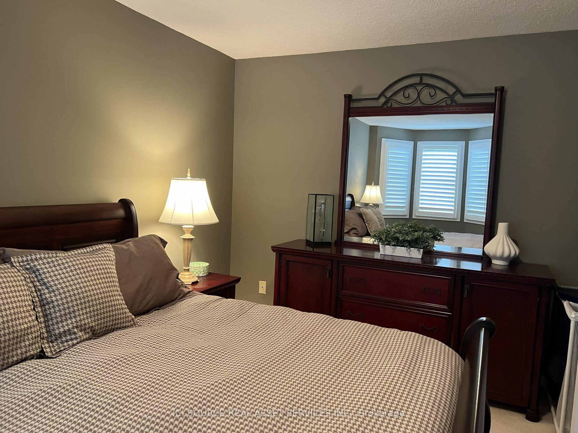 Photo 18 of 83 Boulding Avenue, Hamilton, Waterdown — HOMEH