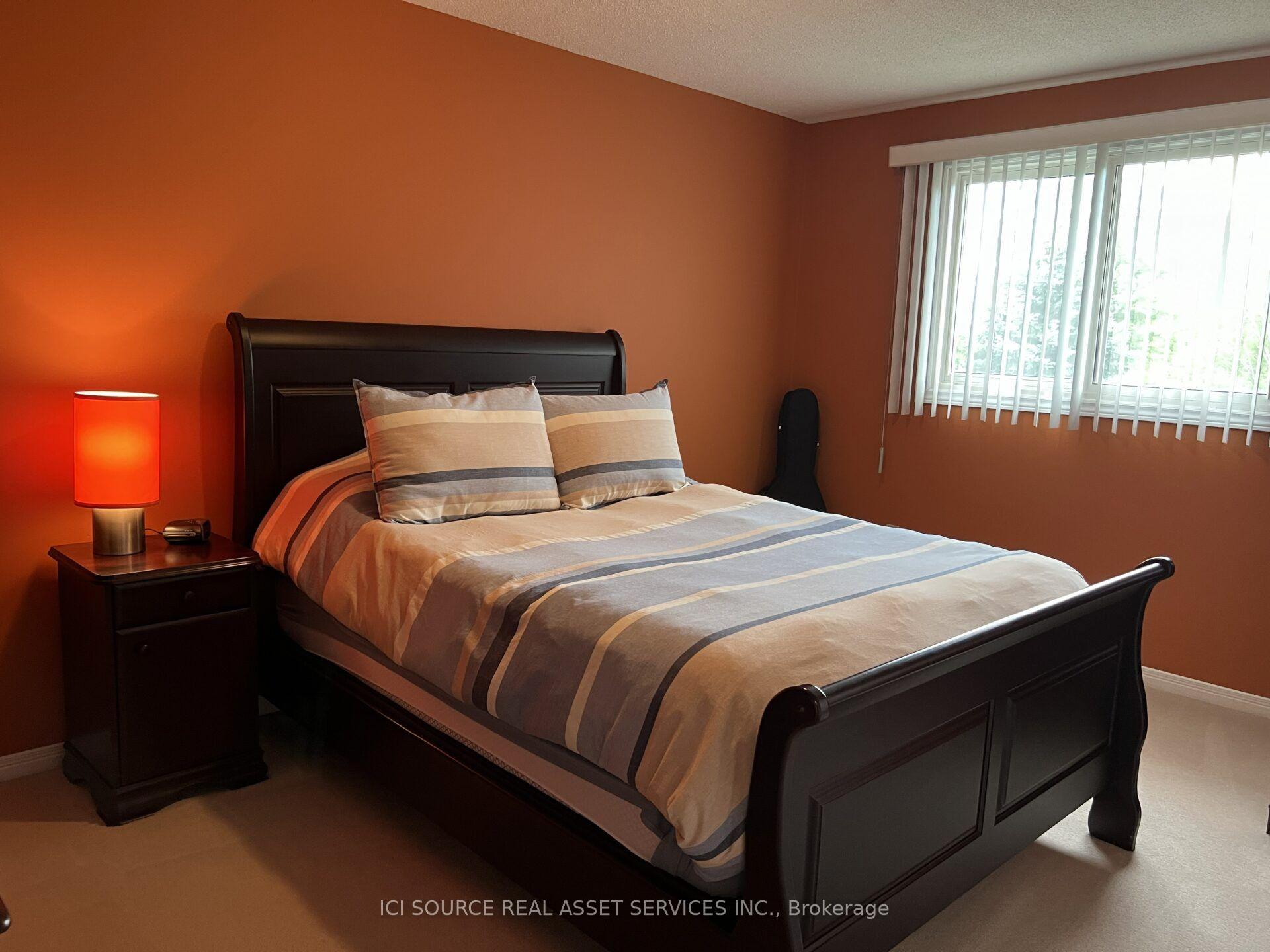 Photo 20 of 83 Boulding Avenue, Hamilton, Waterdown — HOMEH
