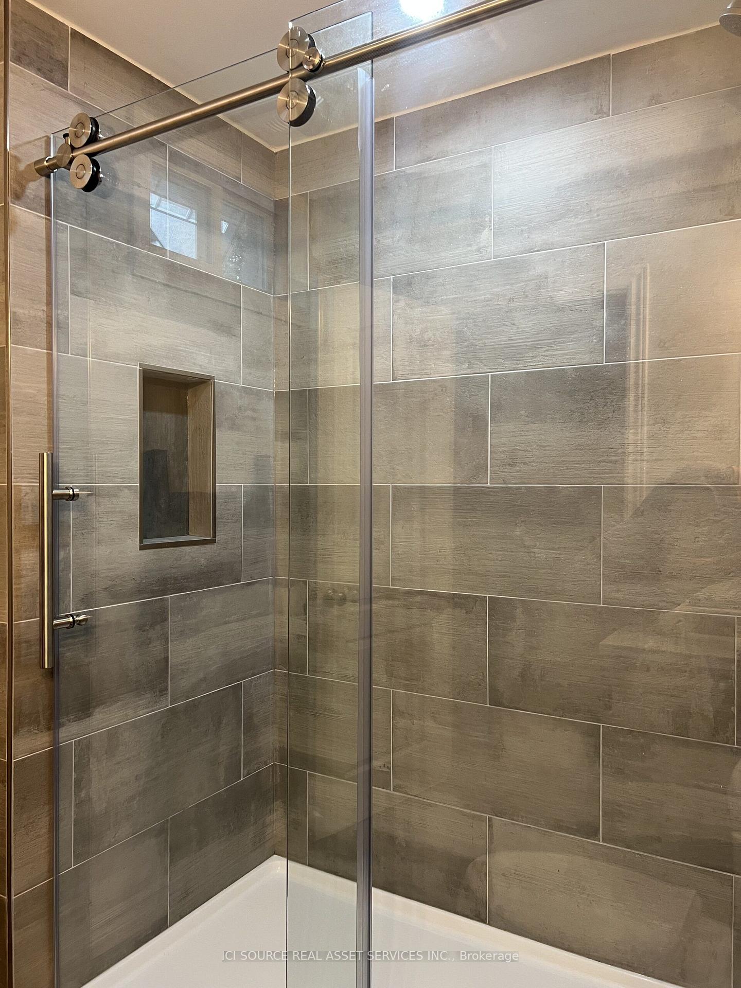 Photo 32 of 83 Boulding Avenue, Hamilton, Waterdown — HOMEH