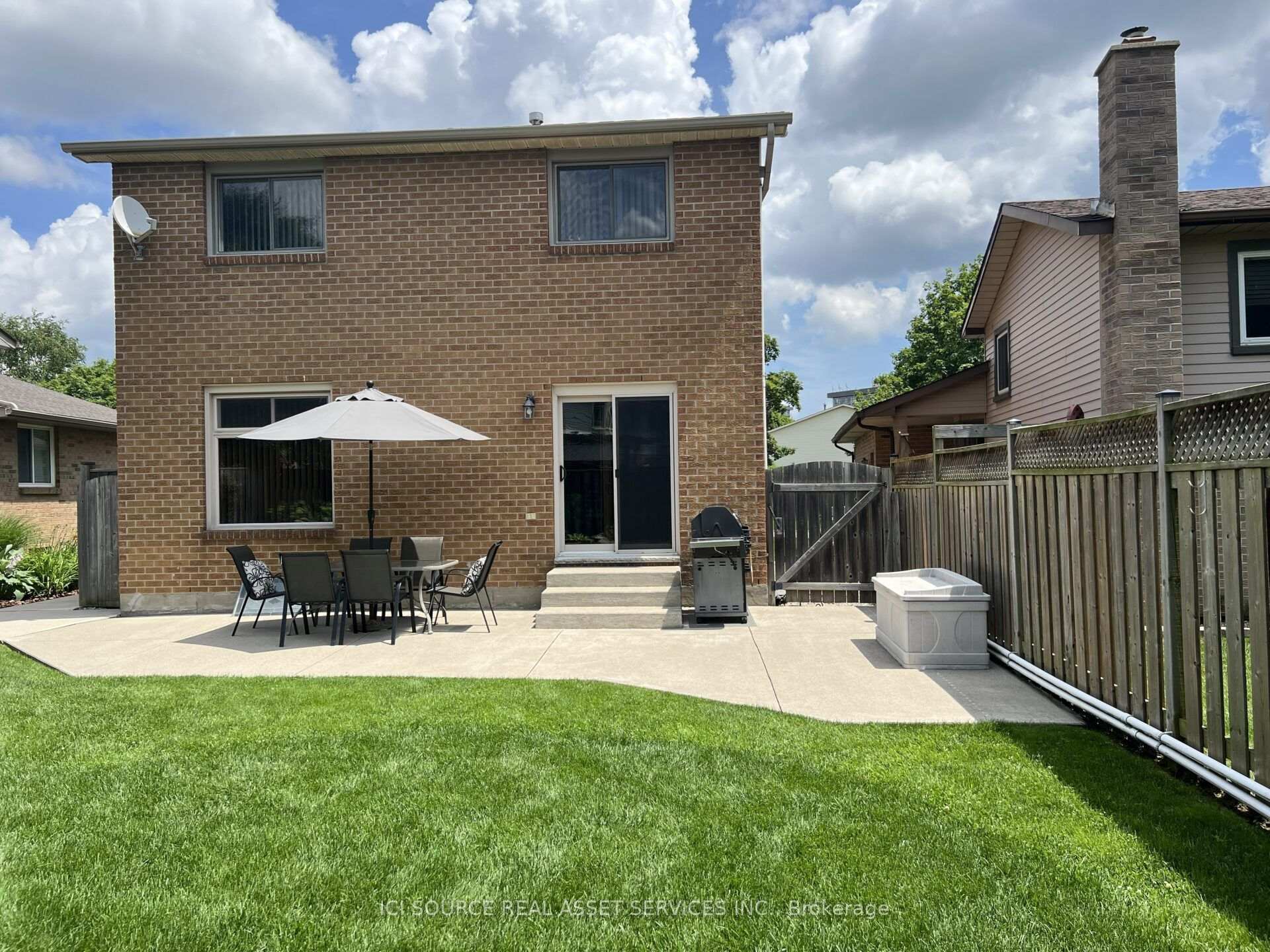 Photo 36 of 83 Boulding Avenue, Hamilton, Waterdown — HOMEH