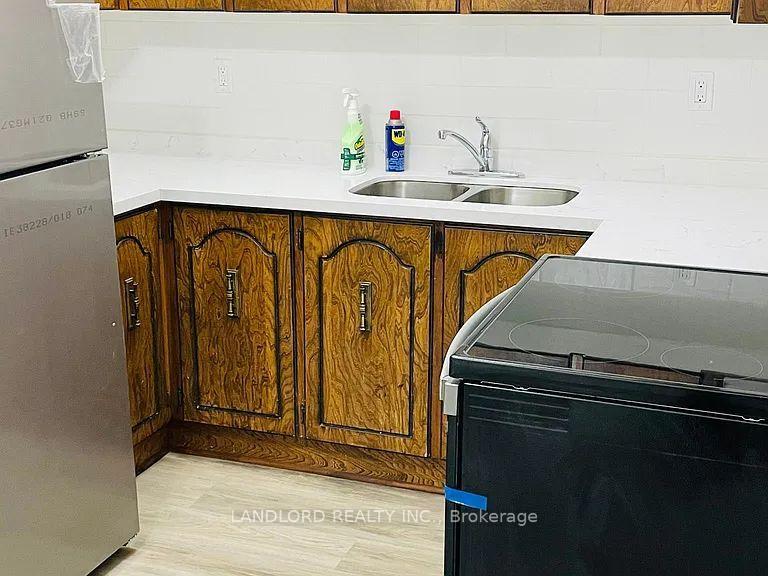 Photo 8 of Unit 2, 73 Roncesvalles Avenue, Toronto, Roncesvalles — HOMEH