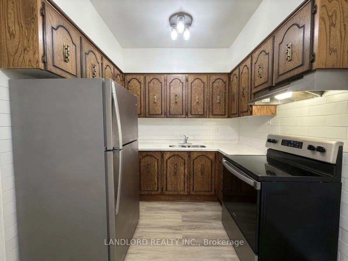 Photo 17 of Unit 2, 73 Roncesvalles Avenue, Toronto, Roncesvalles — HOMEH