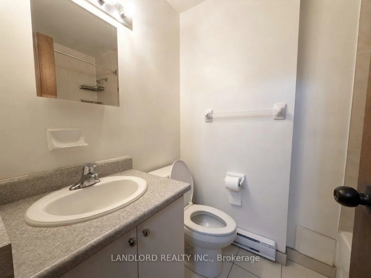 Photo 21 of Unit 2, 73 Roncesvalles Avenue, Toronto, Roncesvalles — HOMEH