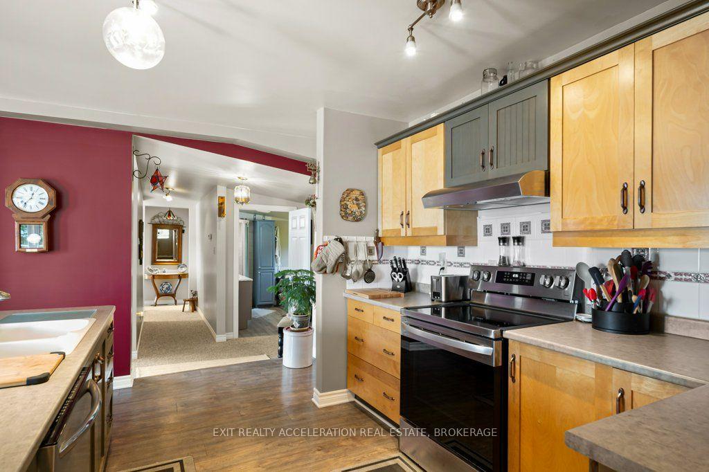 Photo 9 of 40 Oak Lane, Stone Mills, Stone Mills — HOMEH