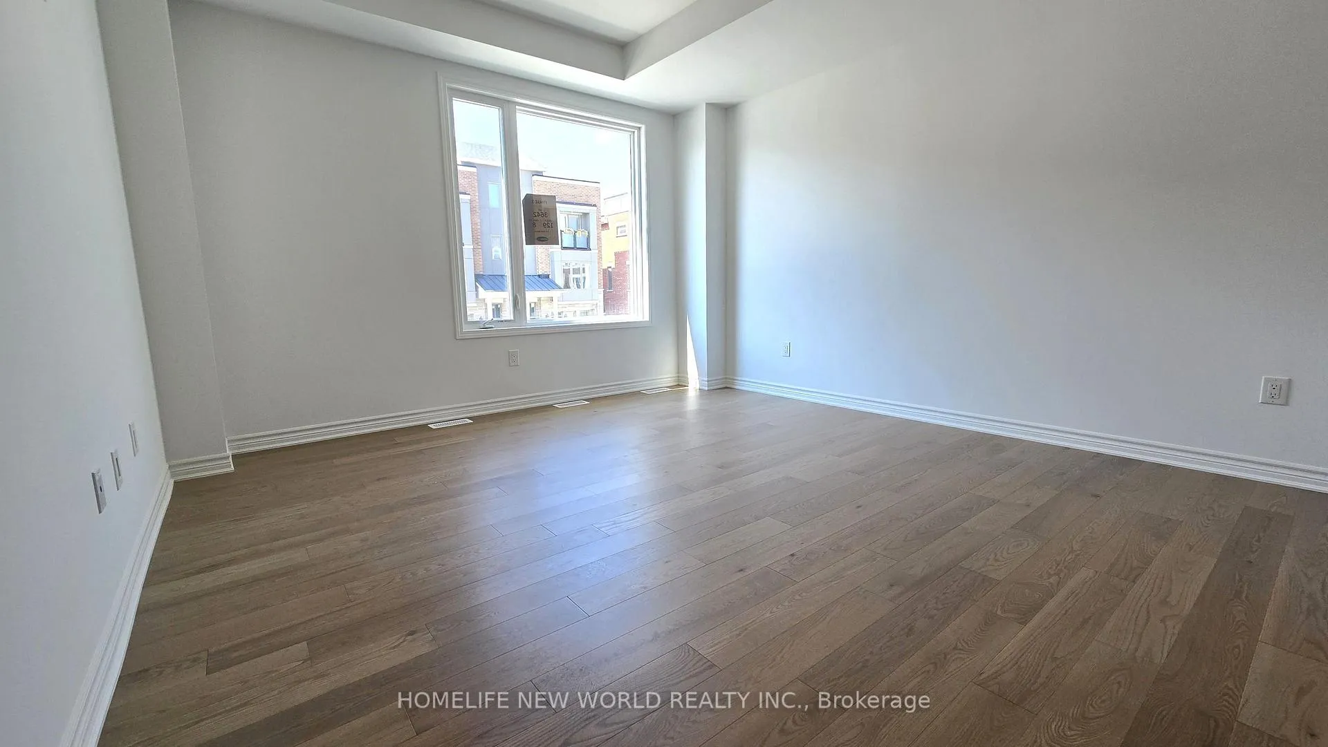 Photo 3 of 115 Avani Avenue, Markham, Victoria Square — HOMEH