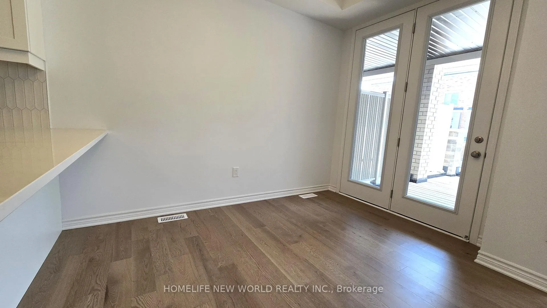 Photo 4 of 115 Avani Avenue, Markham, Victoria Square — HOMEH