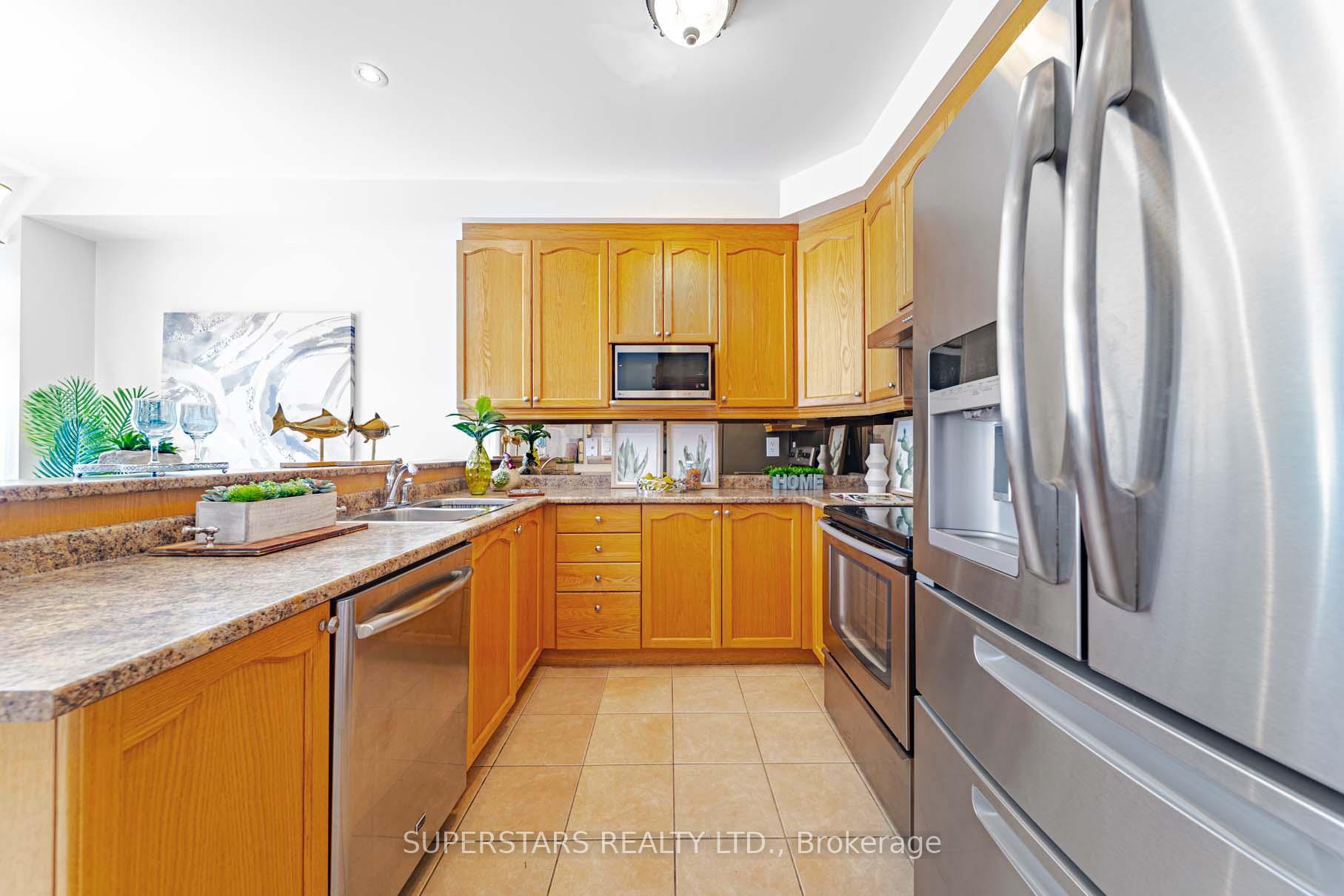 Photo 12 of 15 Hislop Drive, Markham, Box Grove — HOMEH