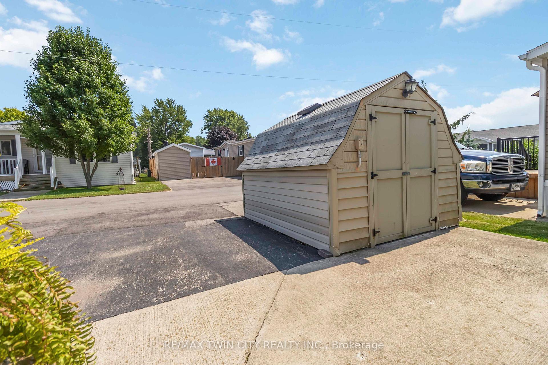 Photo 18 of 27 Elm Street, Puslinch, Rural Puslinch East — HOMEH