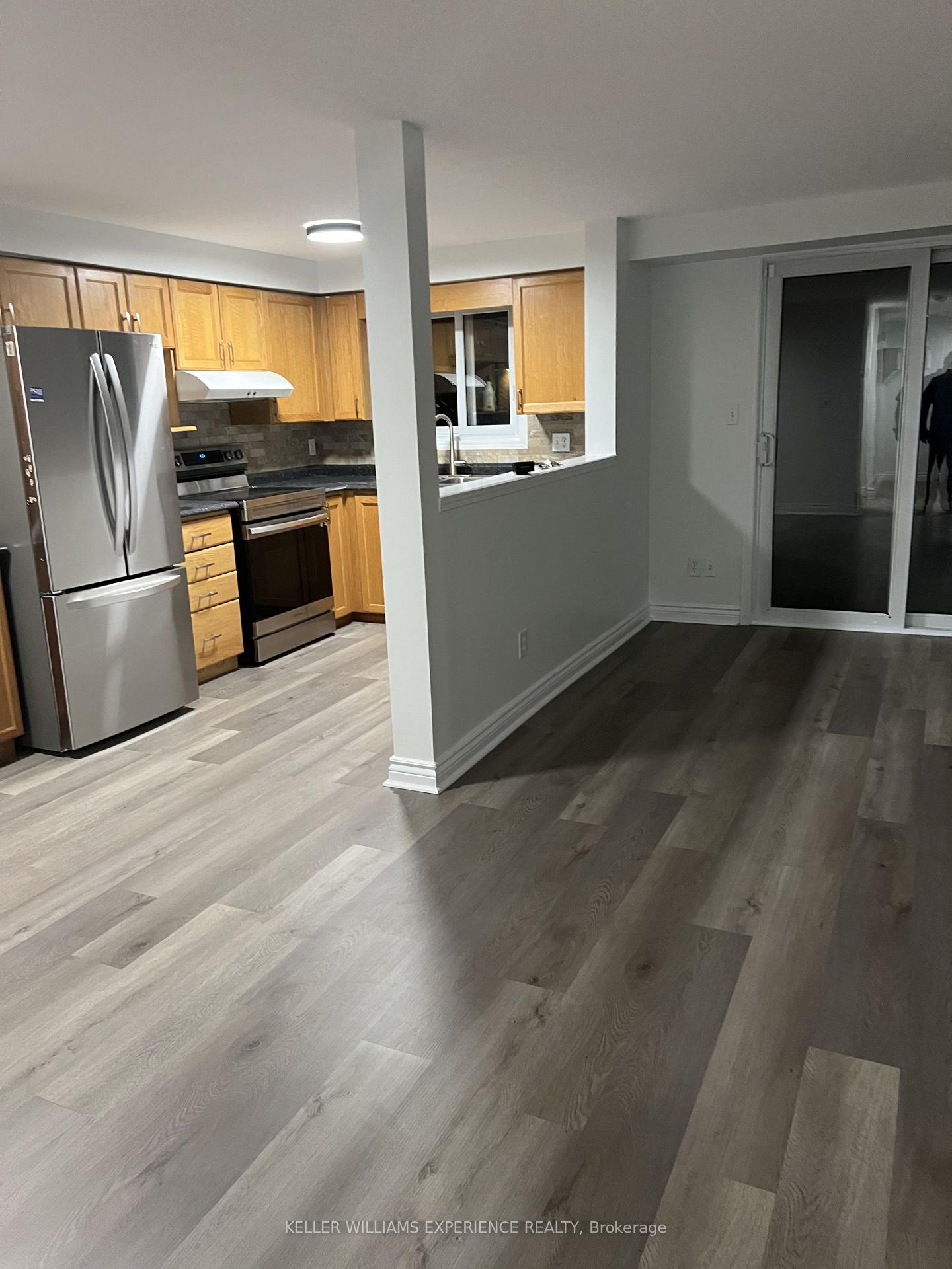 Photo 5 of 299 Activa Avenue, Kitchener, Larentian West — HOMEH