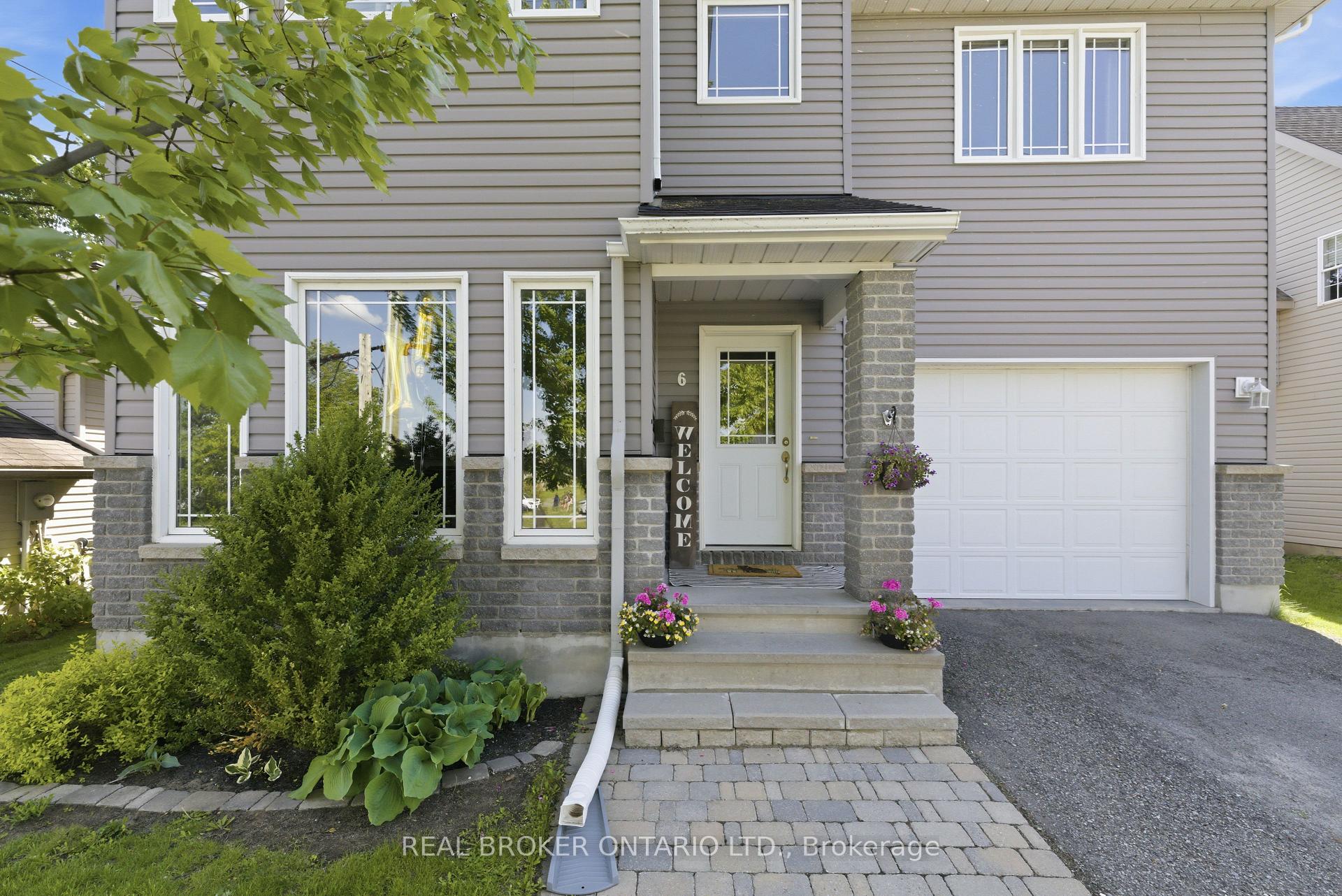 Photo 5 of 6 Francis Street, Carleton Place, Carleton Place — HOMEH