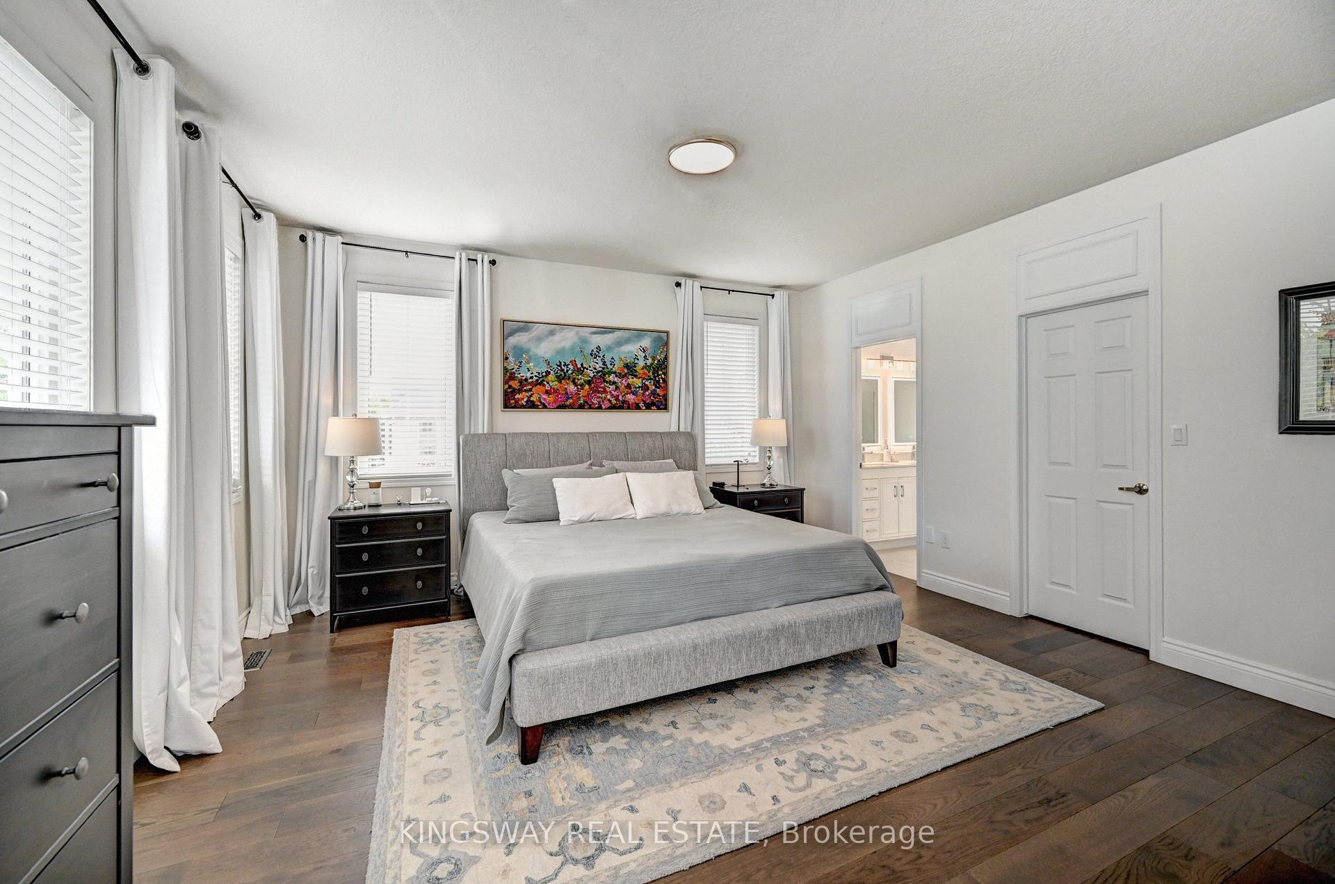 Photo 18 of 147 Silverthorne Drive, Cambridge, Silver Heights — HOMEH