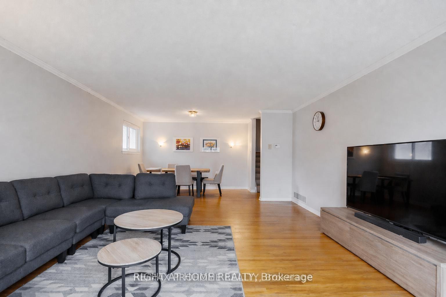 Photo 5 of 157 Fitzgerald Avenue, Markham, Unionville — HOMEH