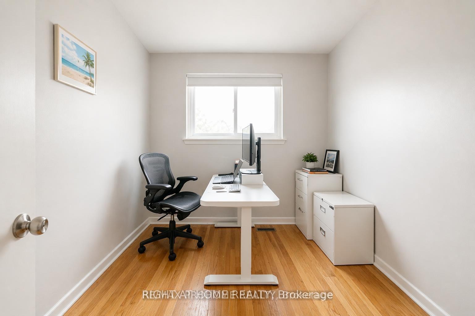 Photo 9 of 157 Fitzgerald Avenue, Markham, Unionville — HOMEH