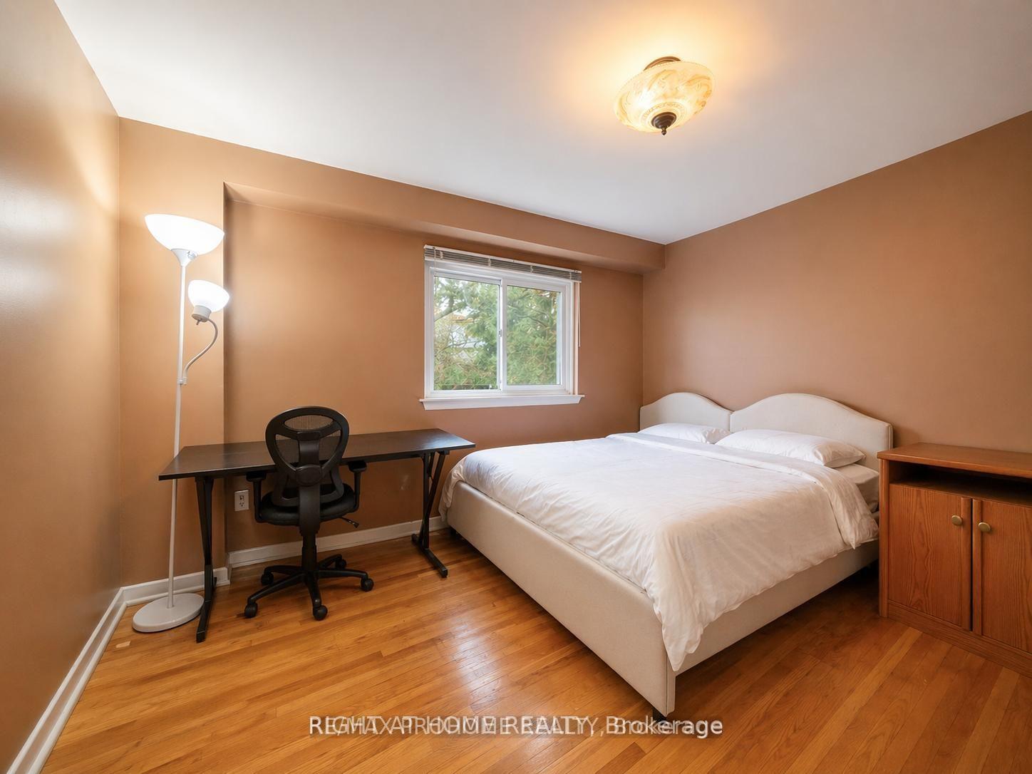 Photo 13 of 157 Fitzgerald Avenue, Markham, Unionville — HOMEH