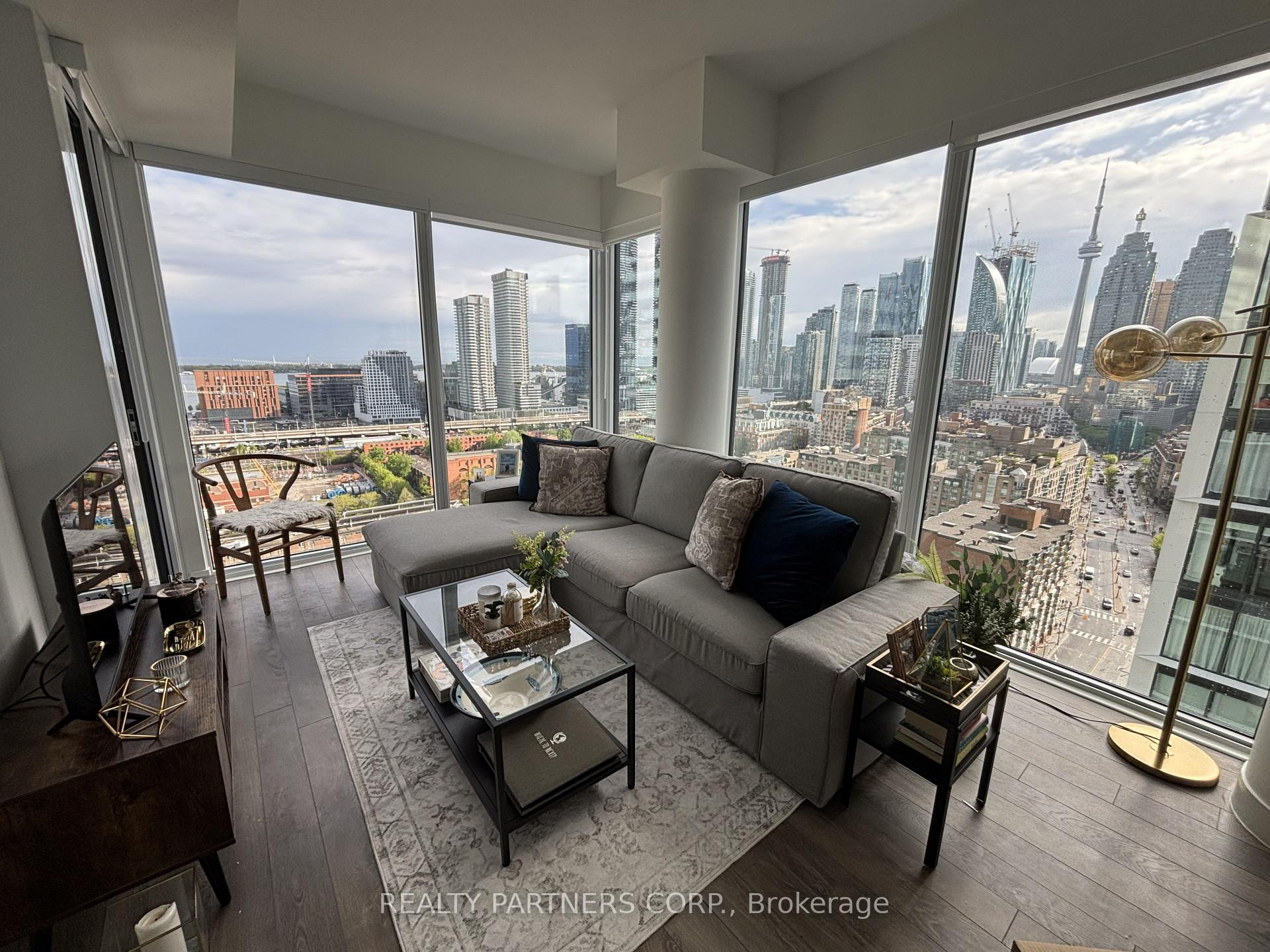 Photo 12 of Unit 2113, 158 Front Street E, Toronto, Waterfront Communities — HOMEH