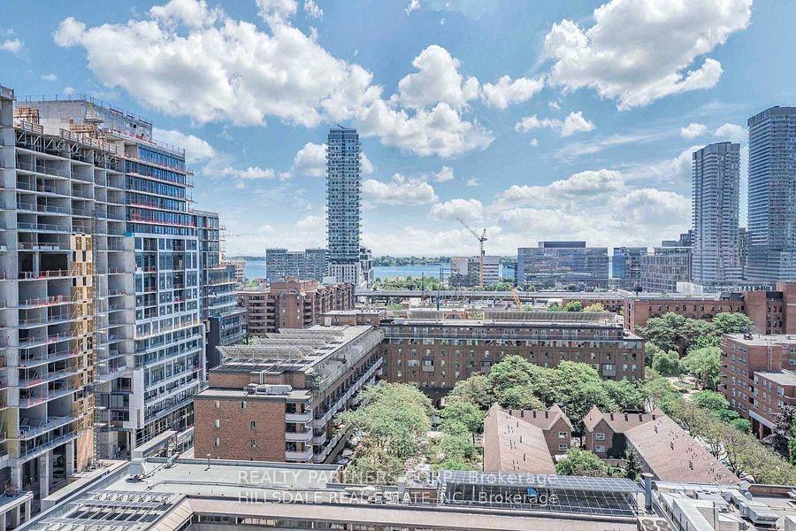 Photo 19 of Unit 2113, 158 Front Street E, Toronto, Waterfront Communities — HOMEH