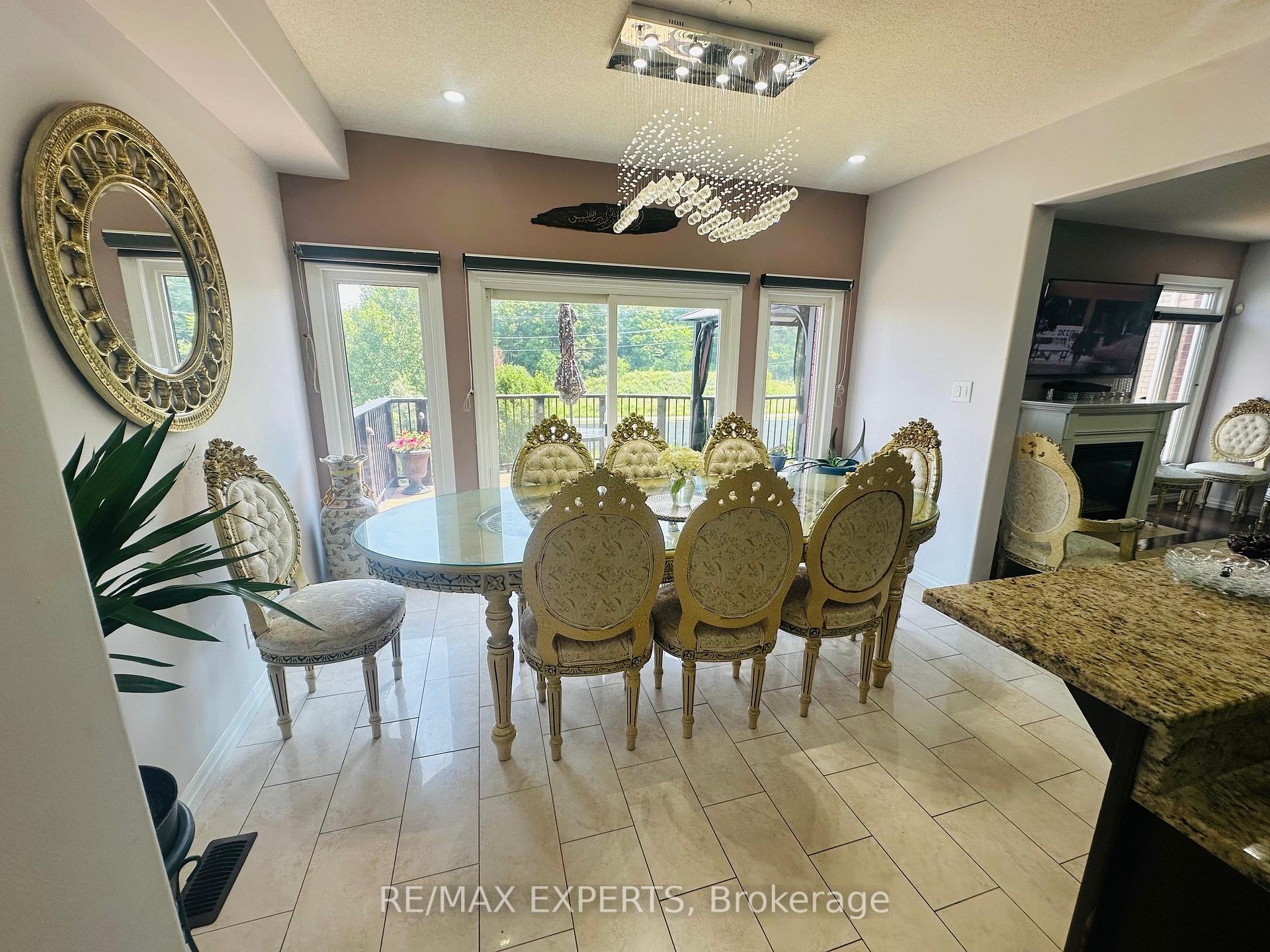 Photo 5 of 87 Newcastle Drive W, Kitchener, Huron Park — HOMEH