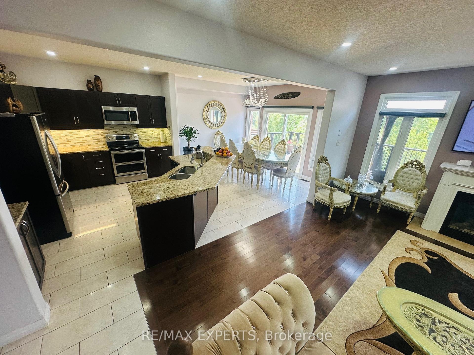 Photo 6 of 87 Newcastle Drive W, Kitchener, Huron Park — HOMEH