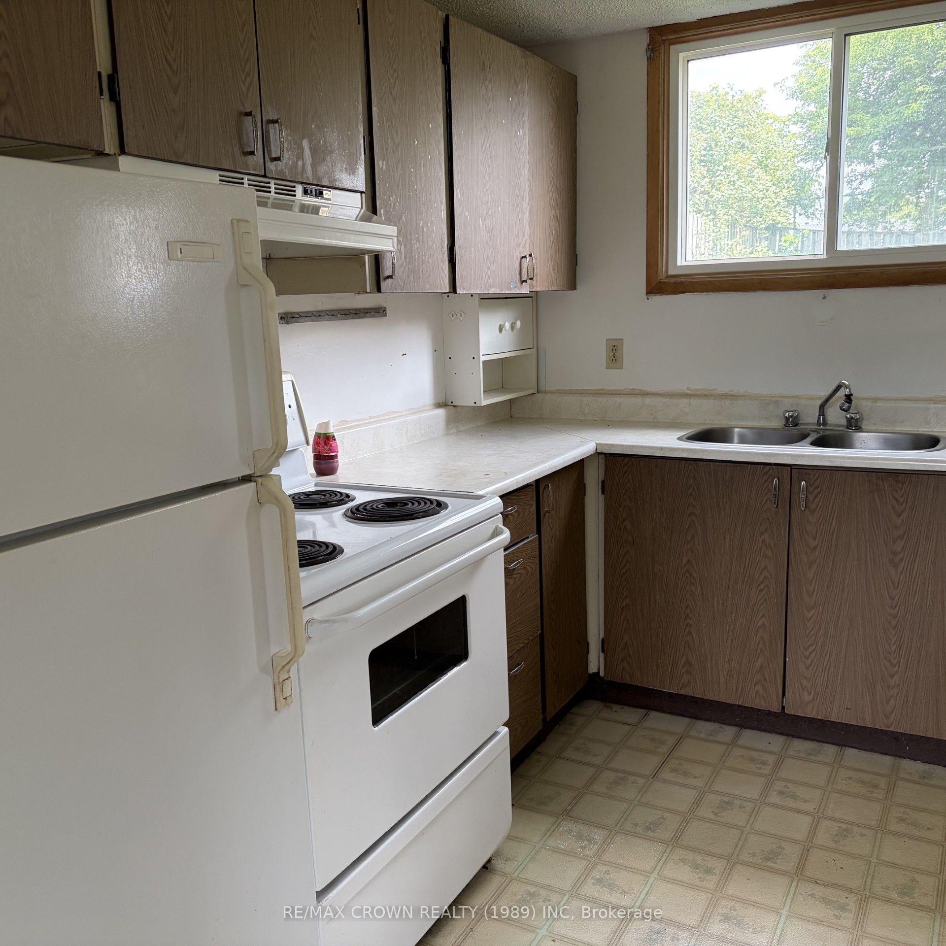 Photo 10 of 144 Huron Avenue, Timmins, TS - SE — HOMEH