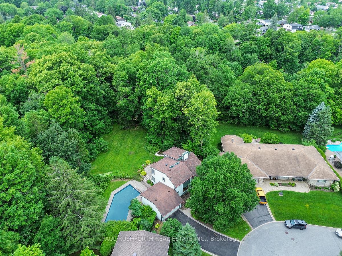 Photo 3 of 33 Camwood Crescent, Ottawa, Arlington Woods — HOMEH