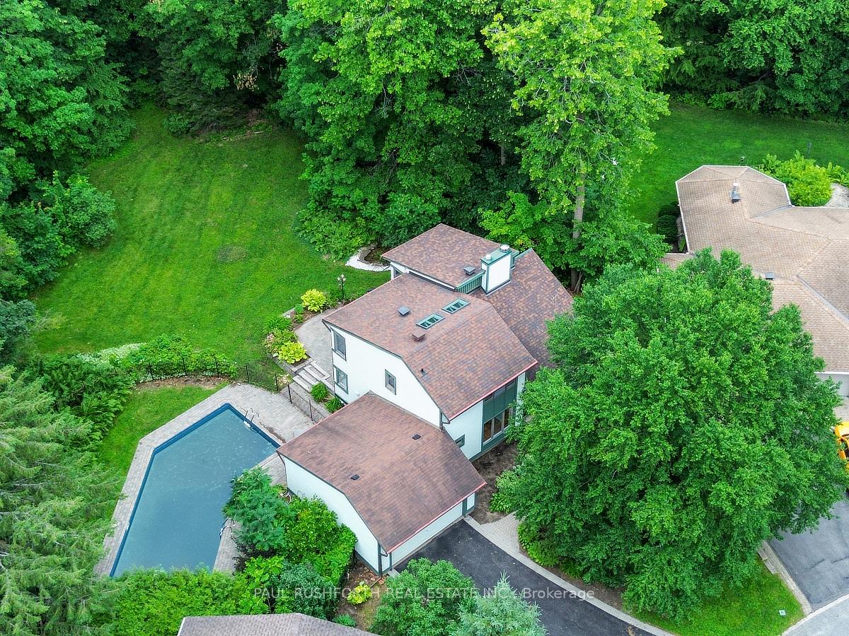 Photo 4 of 33 Camwood Crescent, Ottawa, Arlington Woods — HOMEH