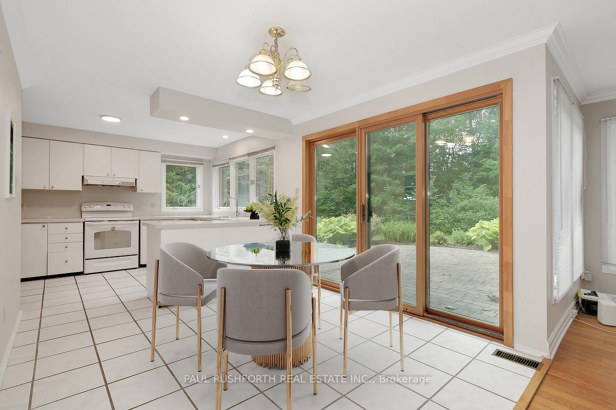 Photo 11 of 33 Camwood Crescent, Ottawa, Arlington Woods — HOMEH