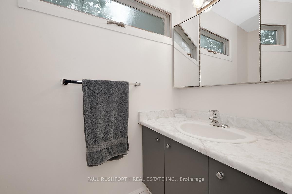 Photo 22 of 33 Camwood Crescent, Ottawa, Arlington Woods — HOMEH