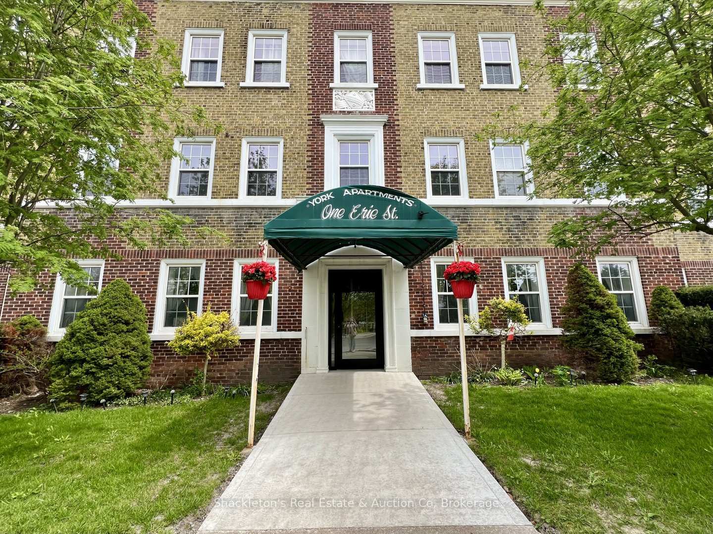 Front of Unit 206, 1 Erie Street