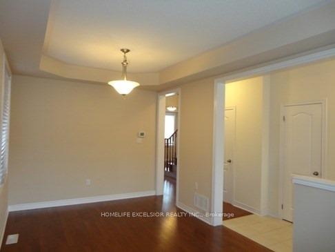 Photo 7 of 17 Pelister Drive, Markham, Greensborough — HOMEH