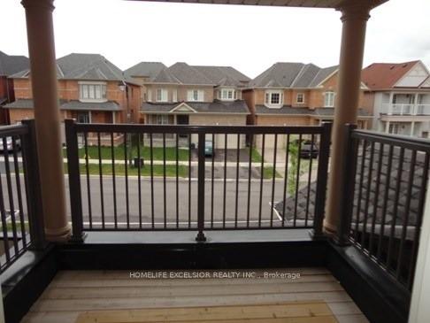 Photo 10 of 17 Pelister Drive, Markham, Greensborough — HOMEH