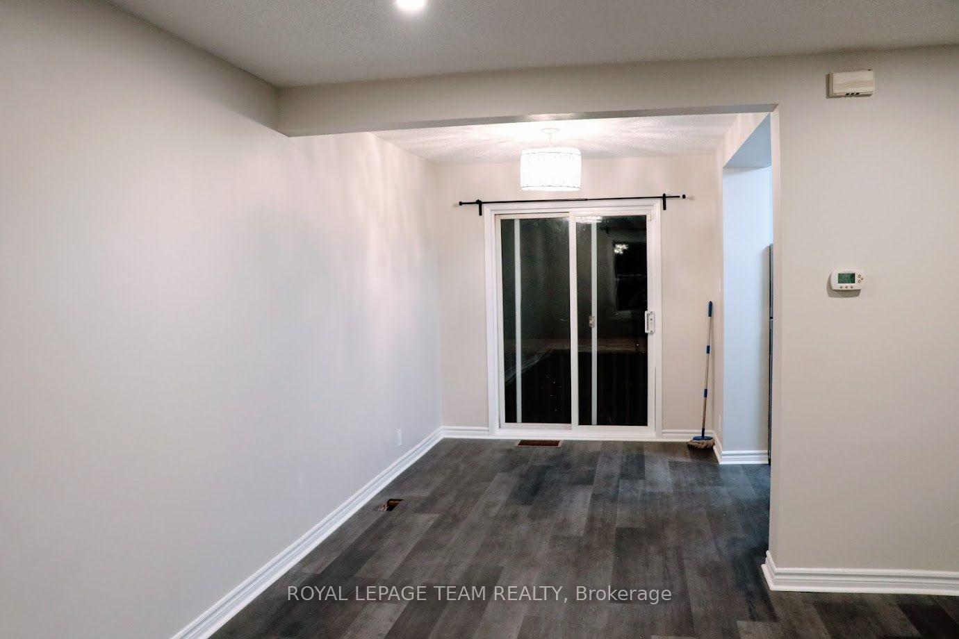 Photo 4 of 1220 Dorchester Avenue, Ottawa, Carlington — HOMEH