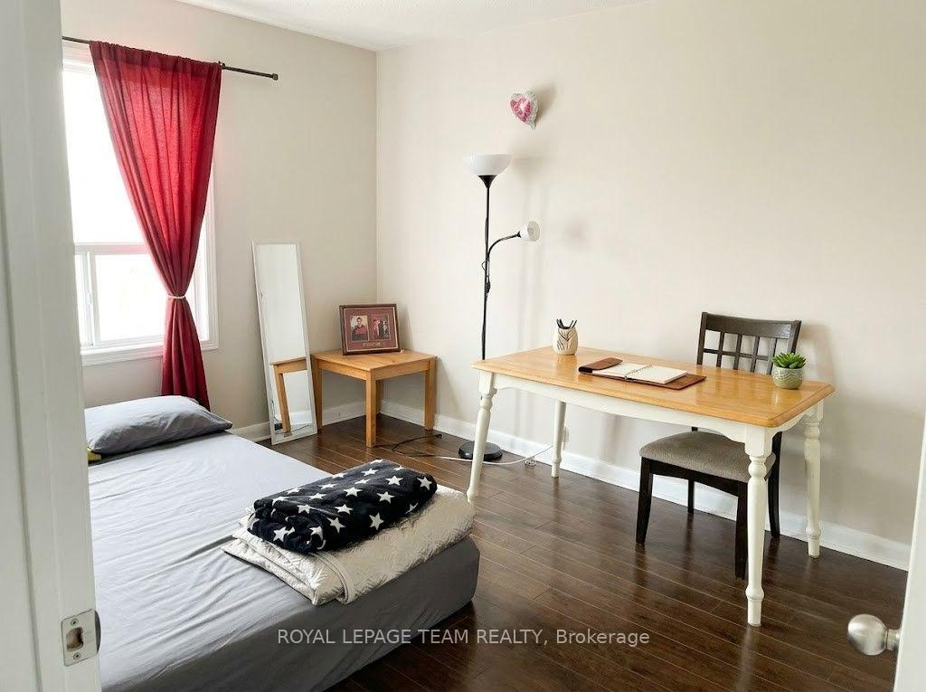 Photo 8 of 1220 Dorchester Avenue, Ottawa, Carlington — HOMEH