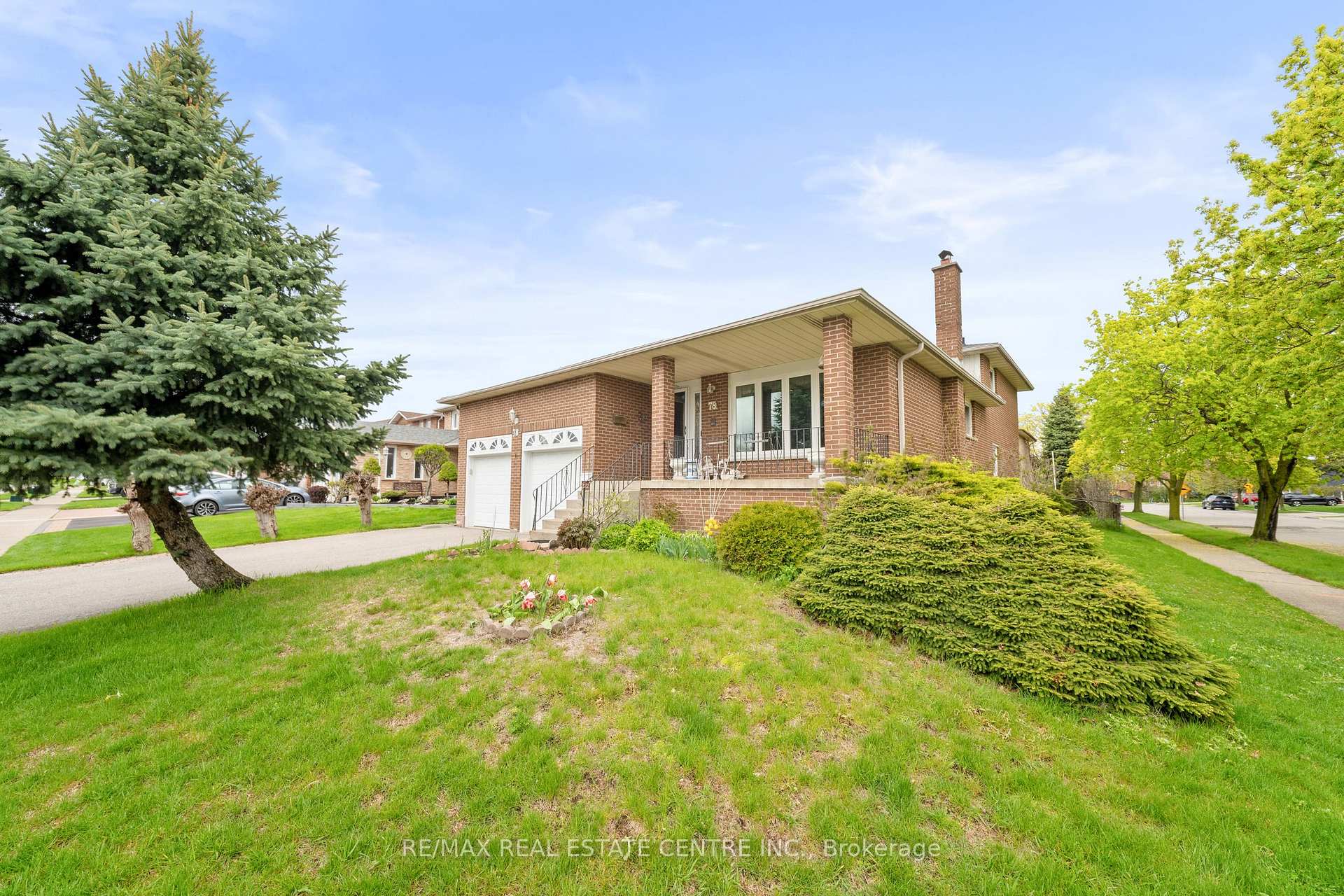 Photo 3 of 78 Panorama Crescent, Brampton, Northgate — HOMEH