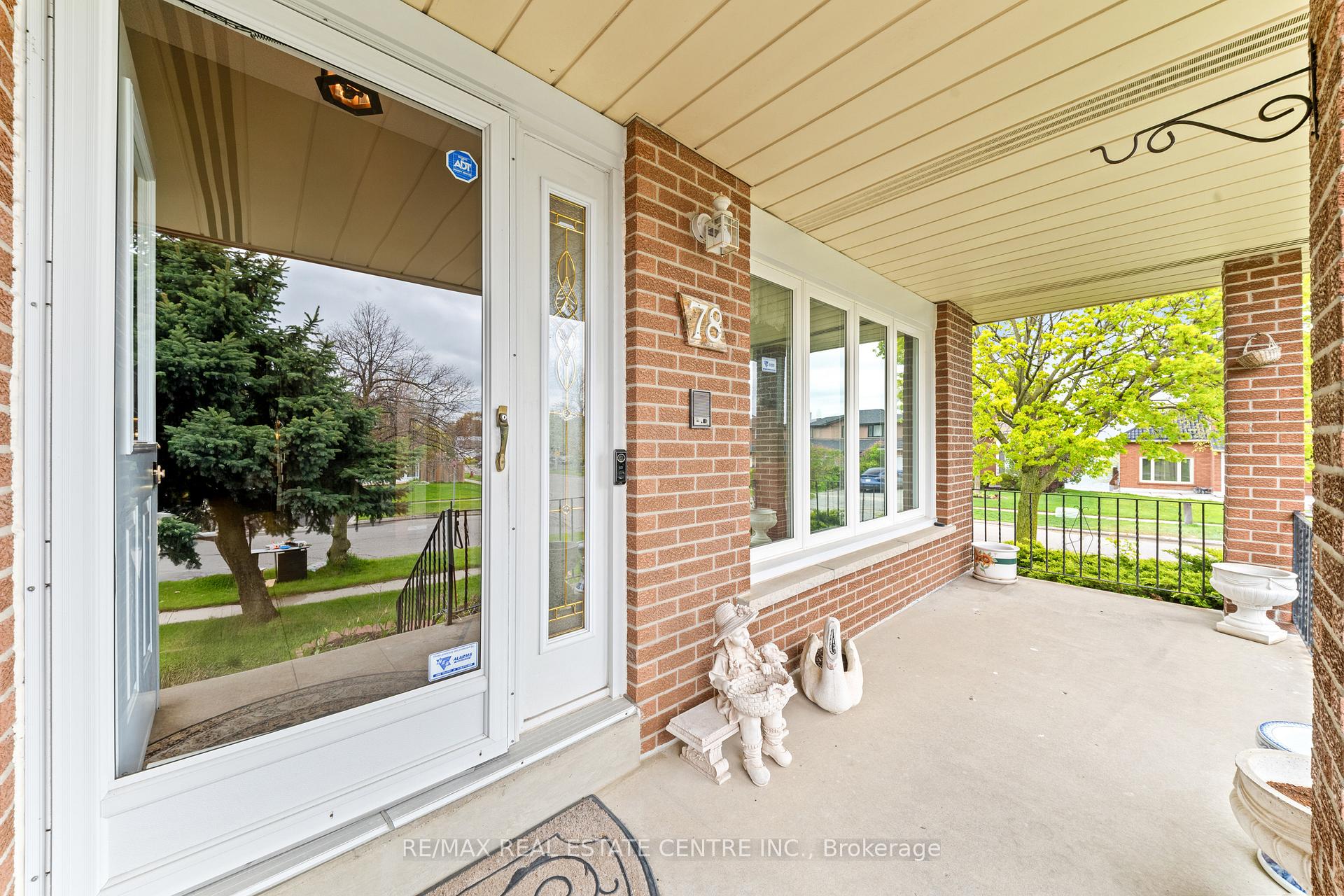 Photo 6 of 78 Panorama Crescent, Brampton, Northgate — HOMEH