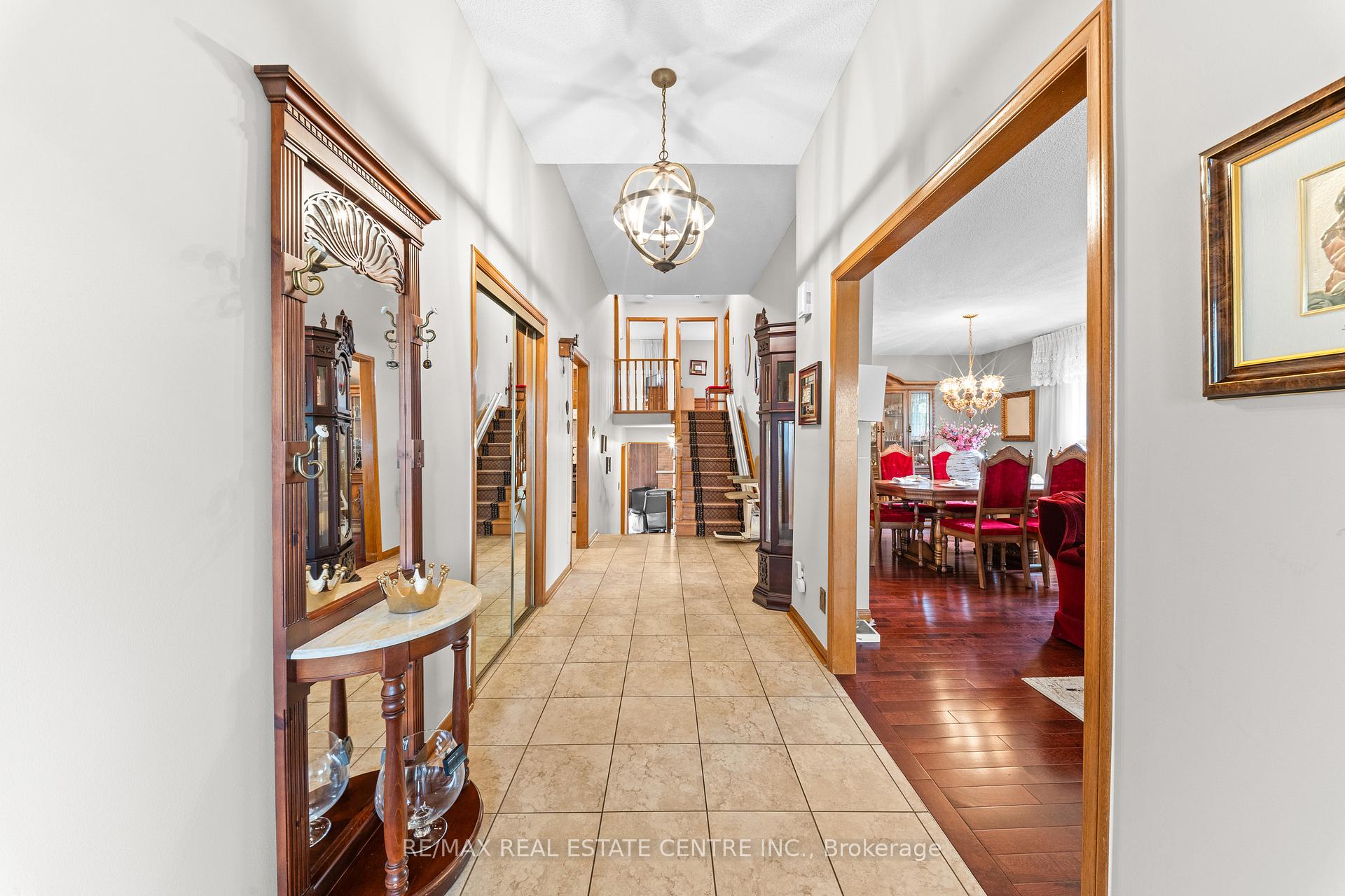 Photo 9 of 78 Panorama Crescent, Brampton, Northgate — HOMEH