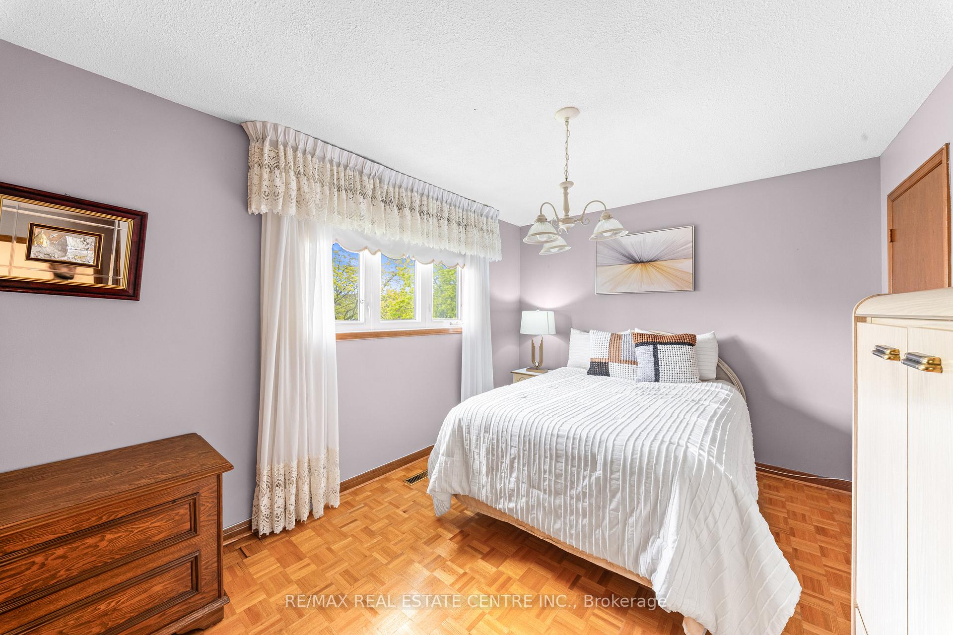 Photo 27 of 78 Panorama Crescent, Brampton, Northgate — HOMEH