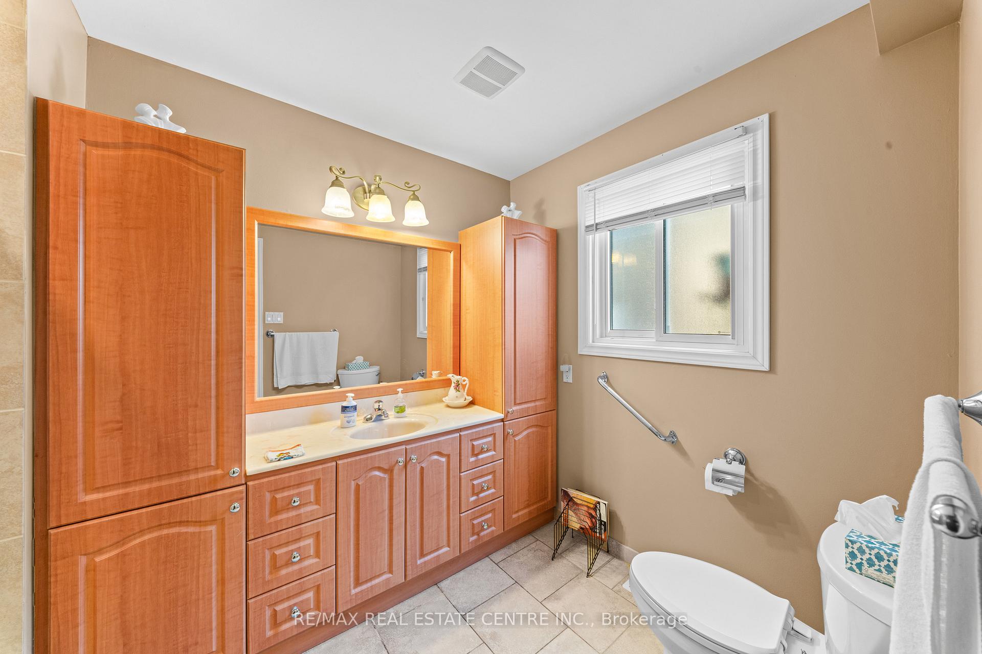 Photo 40 of 78 Panorama Crescent, Brampton, Northgate — HOMEH
