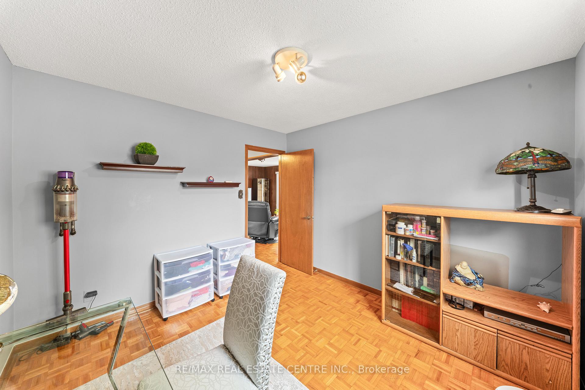 Photo 43 of 78 Panorama Crescent, Brampton, Northgate — HOMEH