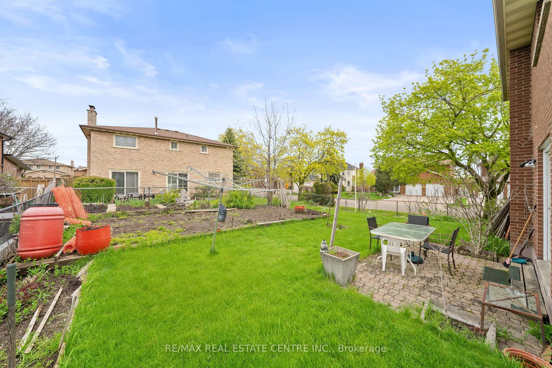 Photo 46 of 78 Panorama Crescent, Brampton, Northgate — HOMEH