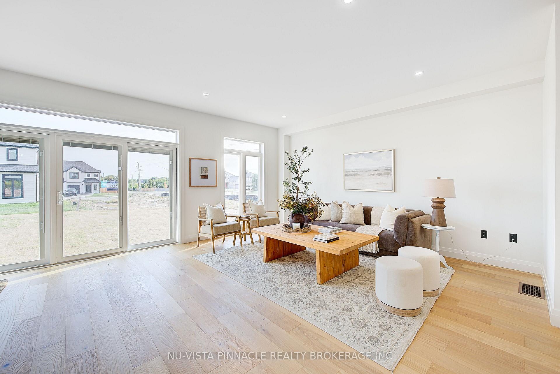 Photo 11 of 10 Woodmere Path, Middlesex Centre, Ilderton — HOMEH