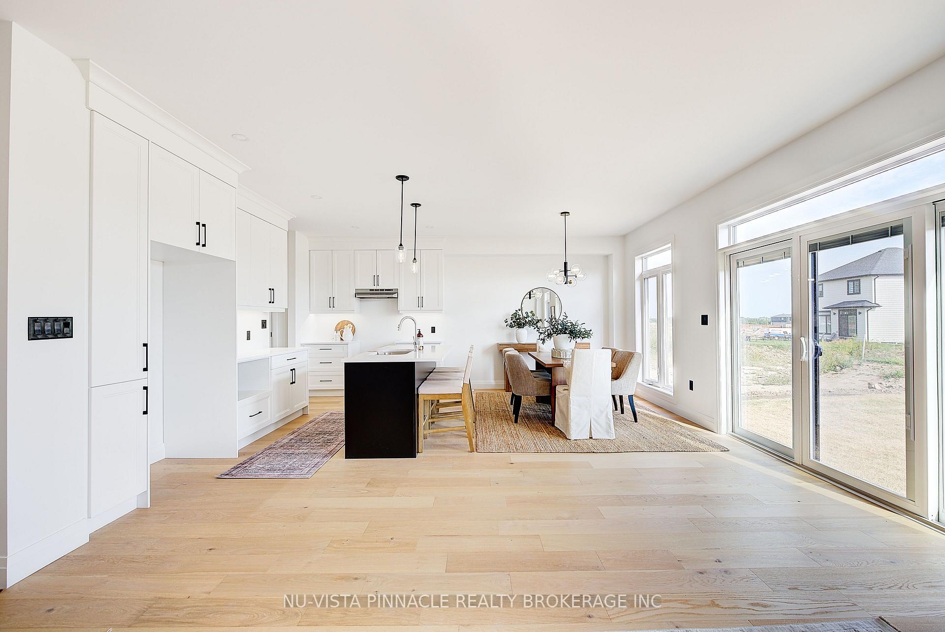Photo 13 of 10 Woodmere Path, Middlesex Centre, Ilderton — HOMEH