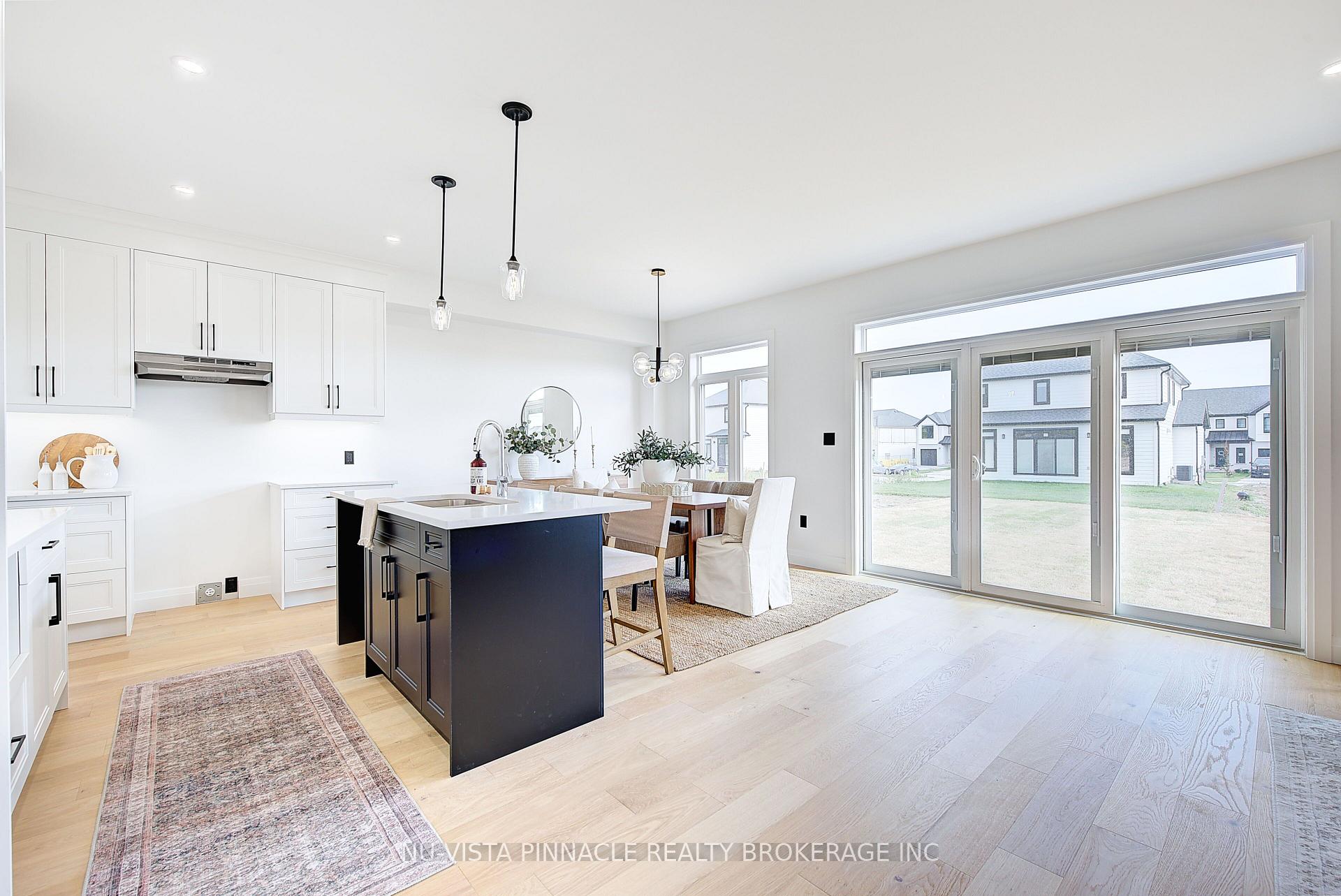 Photo 21 of 10 Woodmere Path, Middlesex Centre, Ilderton — HOMEH