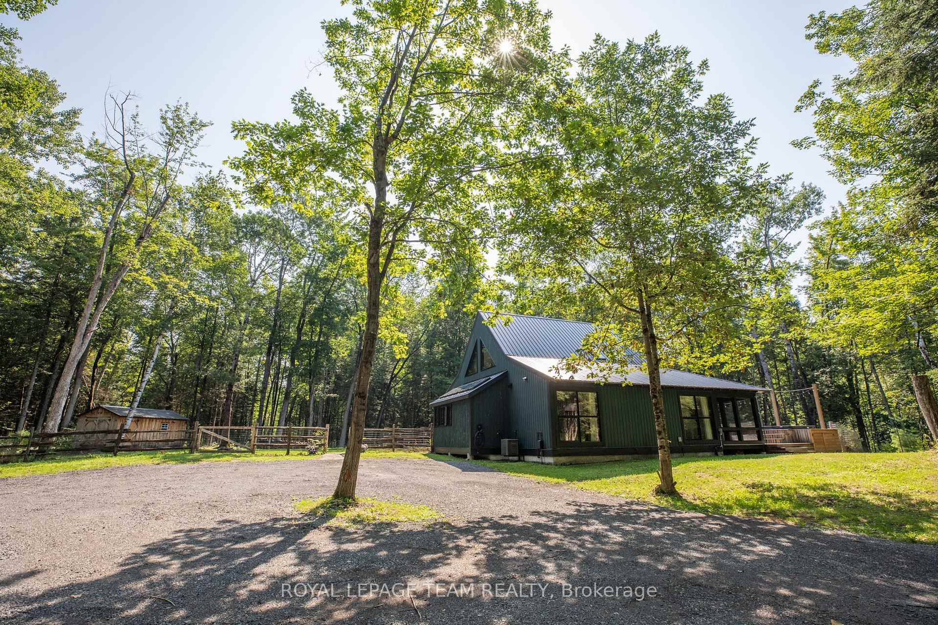 Photo 1 of 4309 Armitage Avenue, Ottawa, Dunrobin Shores — HOMEH