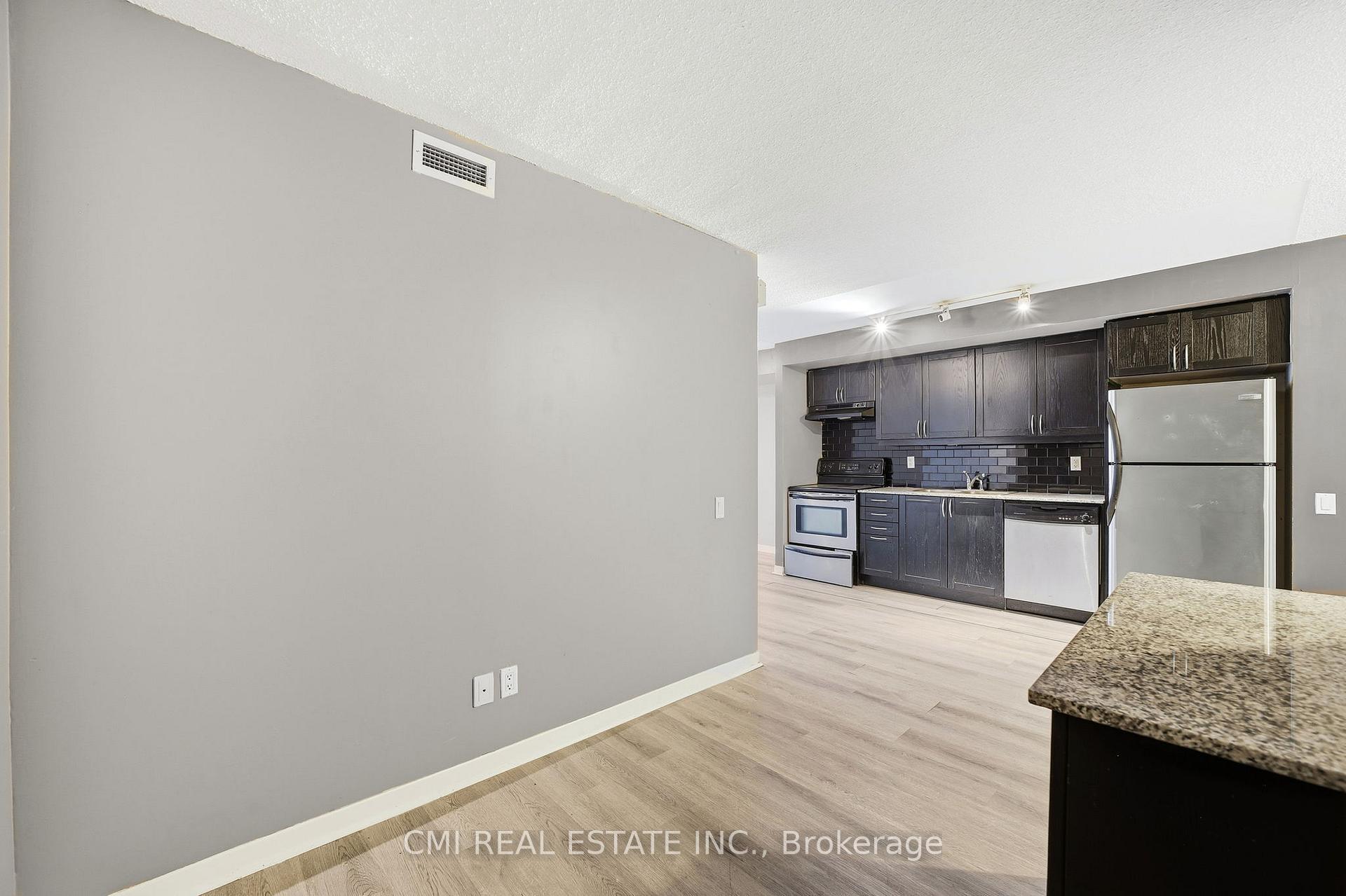 Photo 12 of Unit 615, 1050 The Queens Way, Etobicoke, Islington-City Centre West — HOMEH
