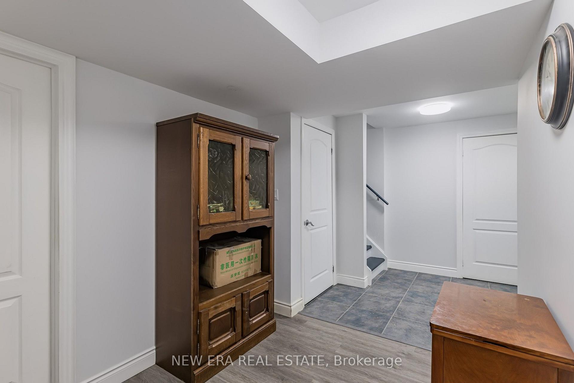 Photo 3 of Unit Lower, 1031 Lake Drive N, Georgina, Historic Lakeshore Communities — HOMEH