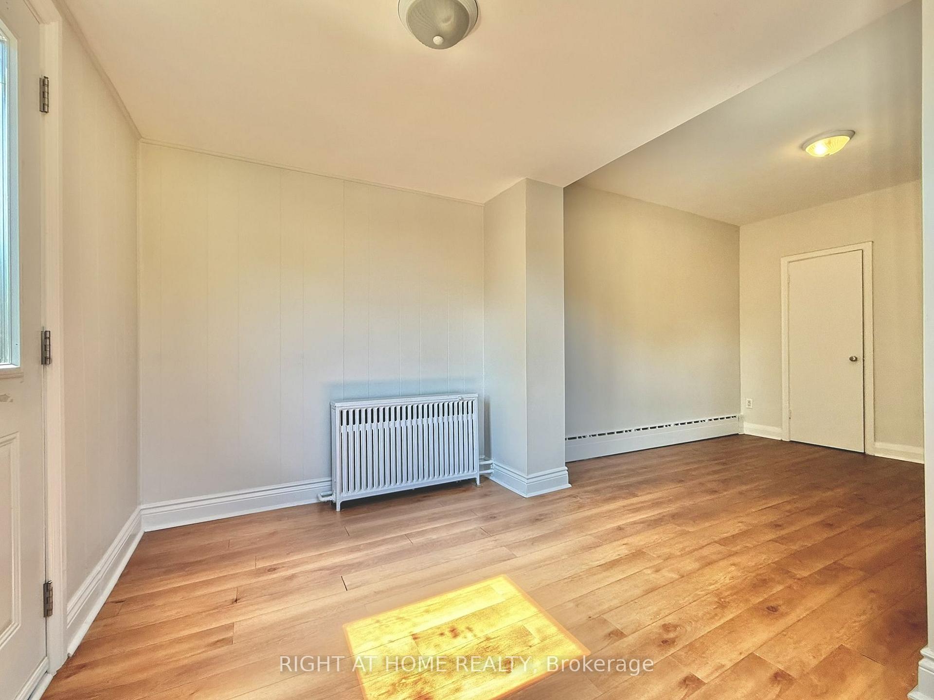 Photo 23 of Unit 3, 20 Belvidere Avenue, Toronto, Humewood-Cedarvale — HOMEH