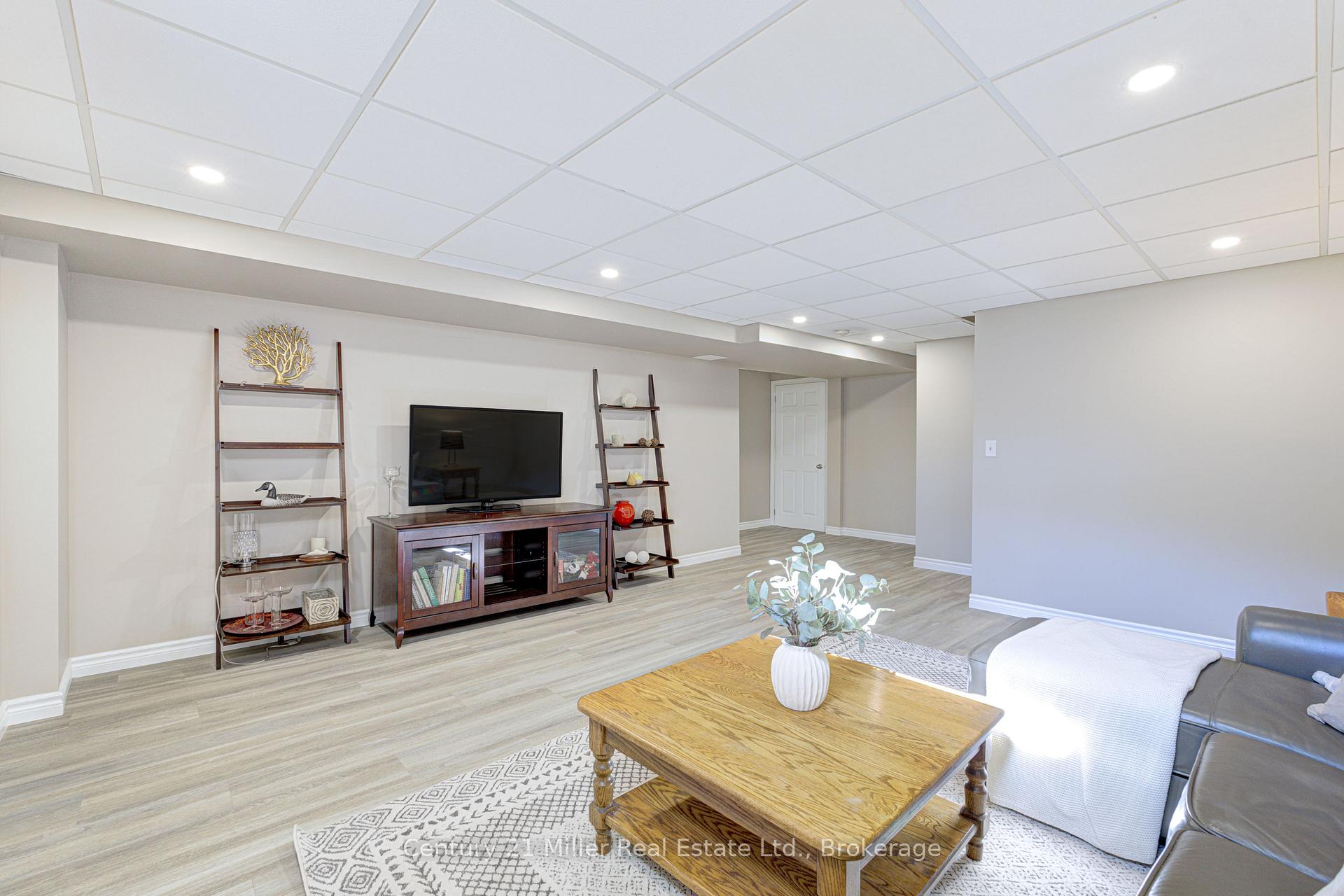 Photo 24 of Unit 79, 2243 Turnberry Road, Burlington, Rose — HOMEH