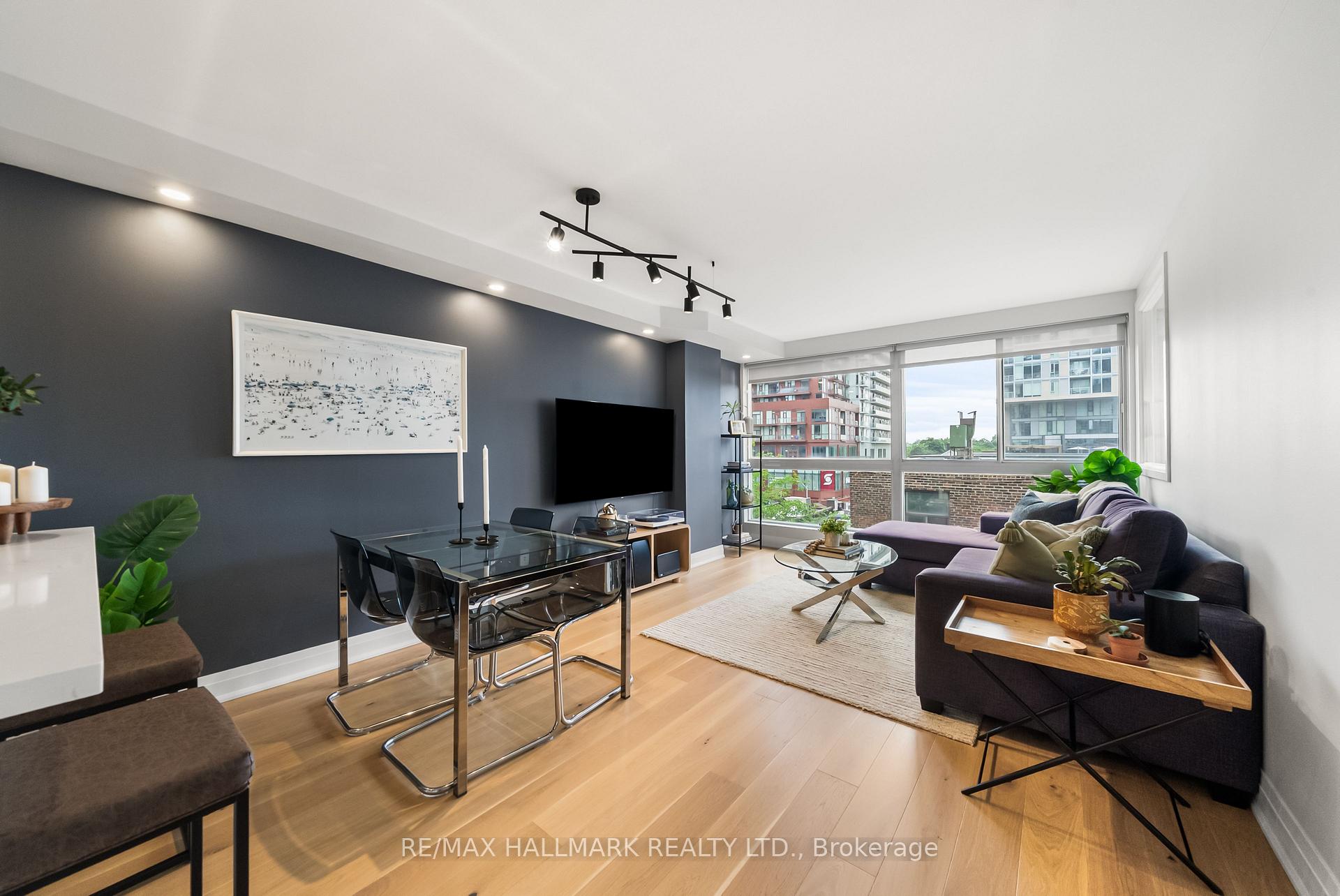 Photo 1 of Unit 506, 7 Broadway Avenue, Toronto, Mount Pleasant West — HOMEH