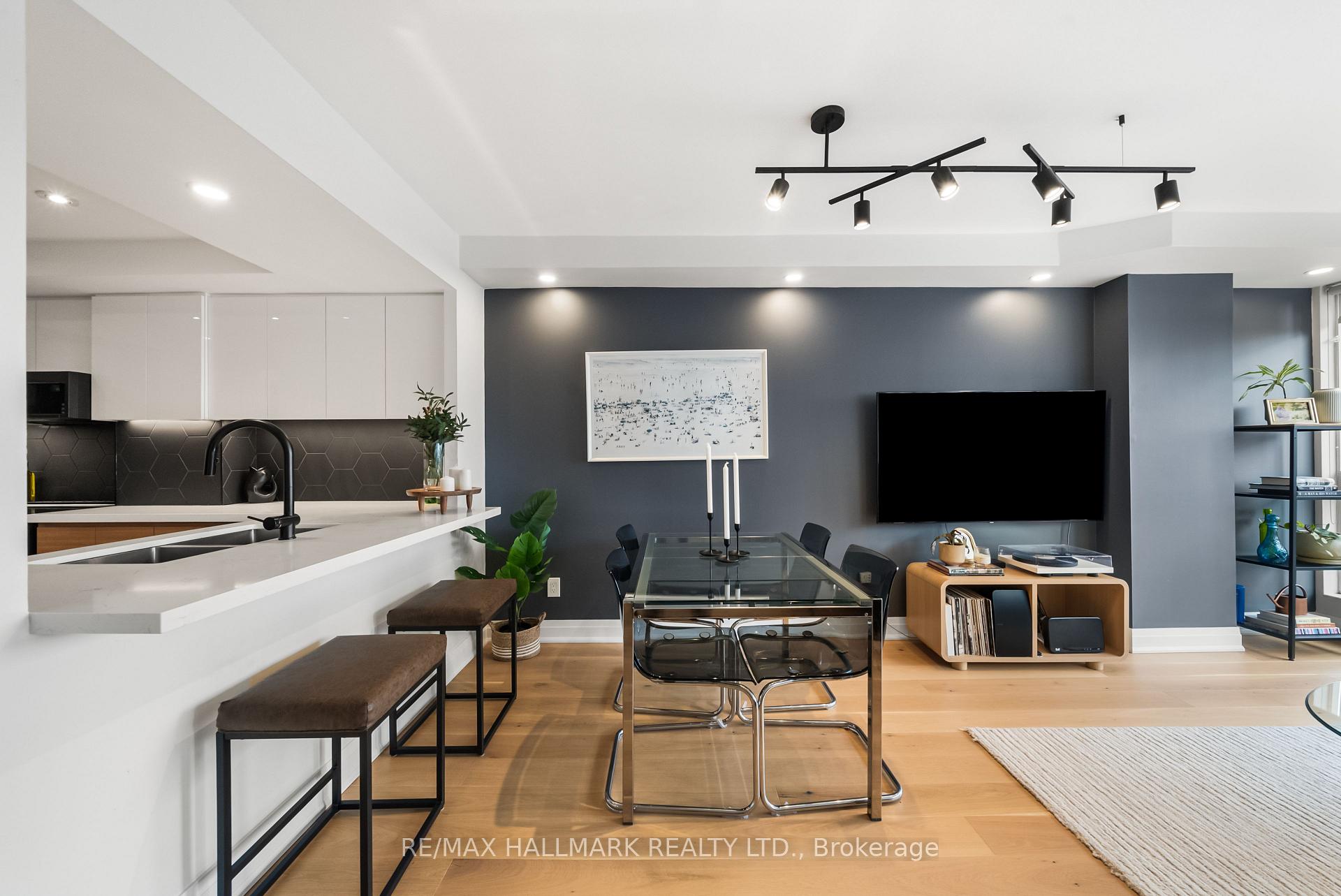 Photo 7 of Unit 506, 7 Broadway Avenue, Toronto, Mount Pleasant West — HOMEH